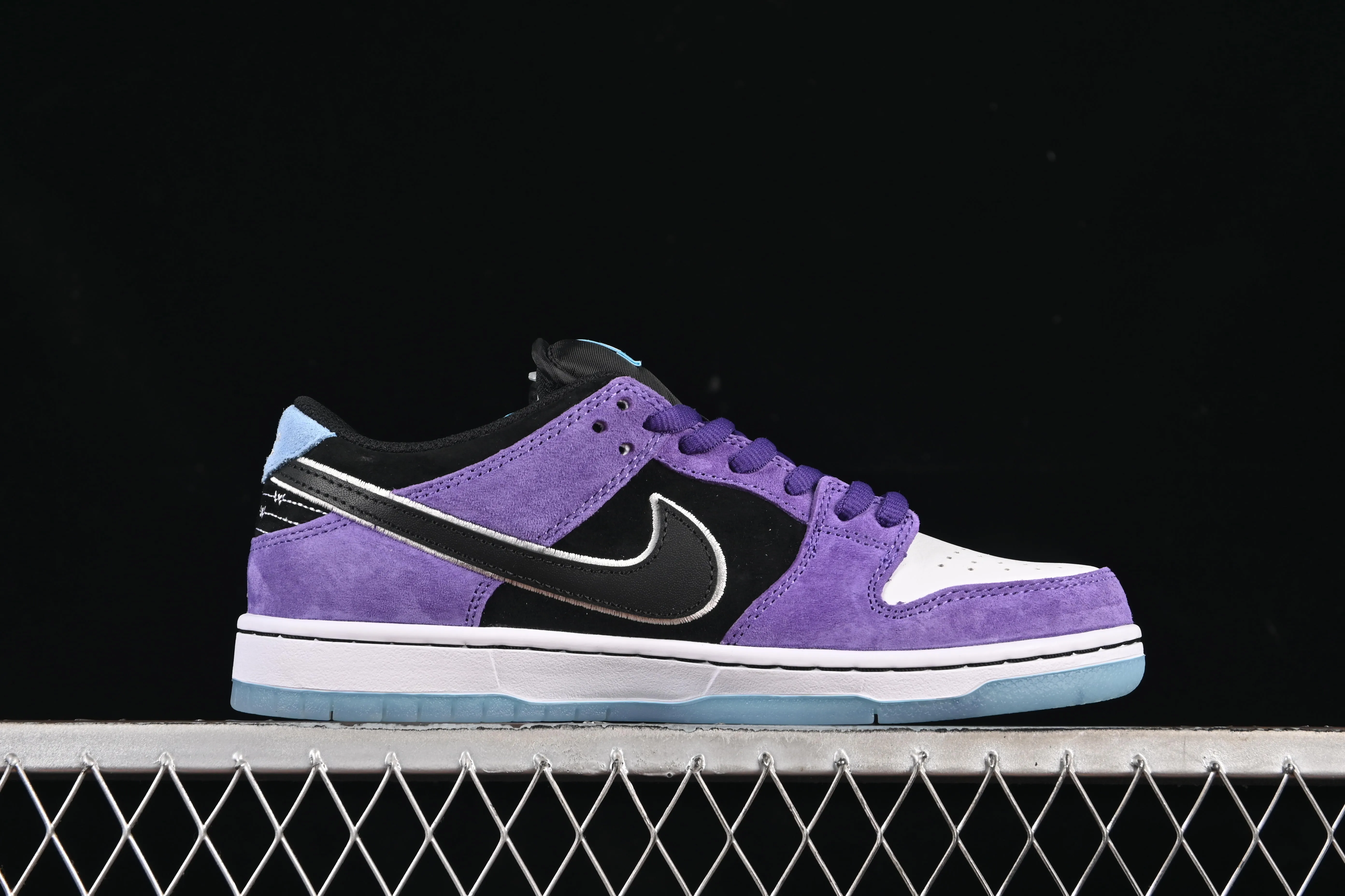 All Categories Nk SB Dunk Series Nk SB Dunk Low Low-top sneakers C version Hayley Wilson x Nike SB Dunk Low "Court Purple" joint model low-top casual sneakers HJ0513-500